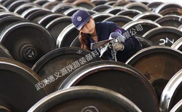 鐵路車輪厚度的深度探索：尋找最佳性能平衡點(diǎn)